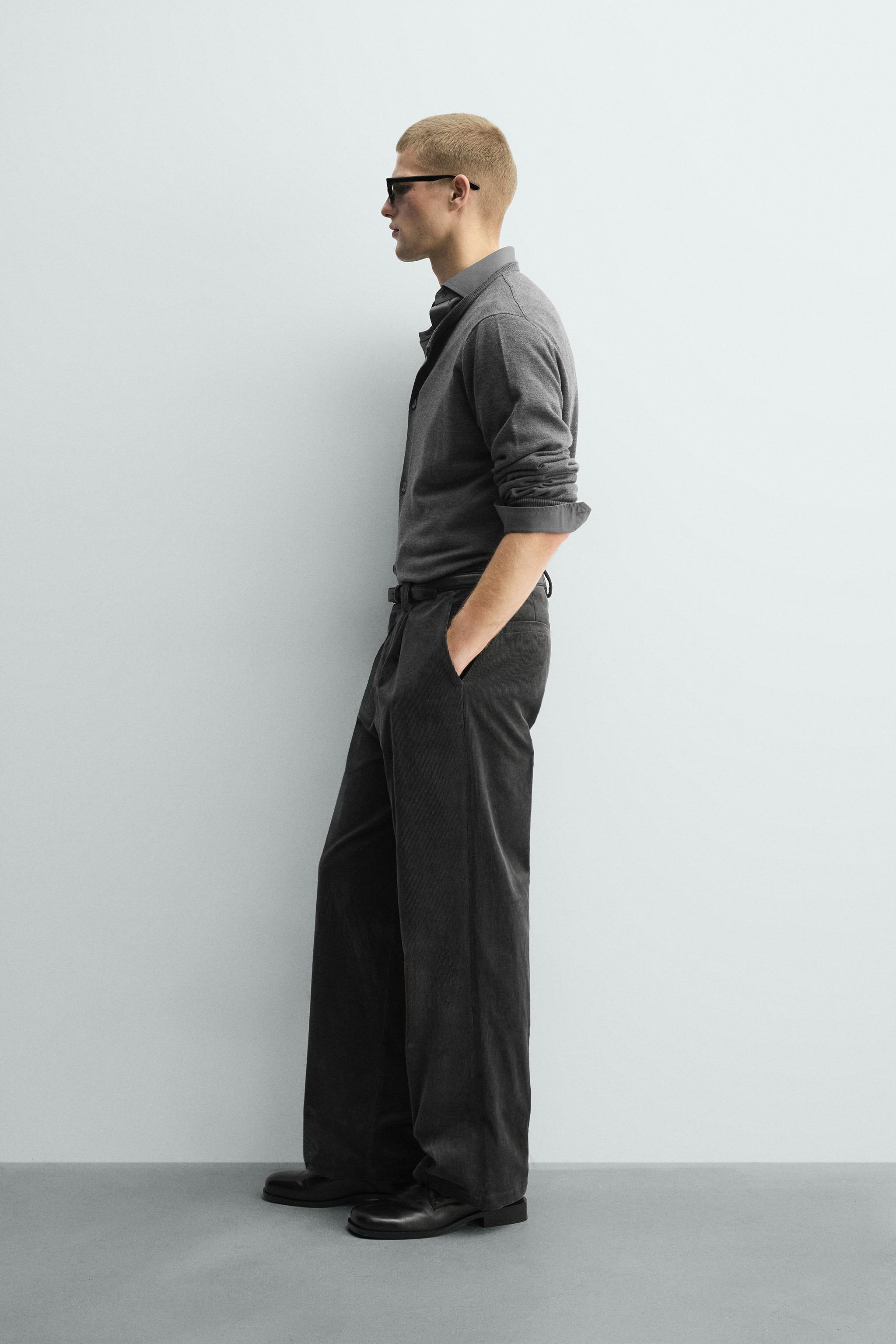 PLEATED CORDUROY PANTS
